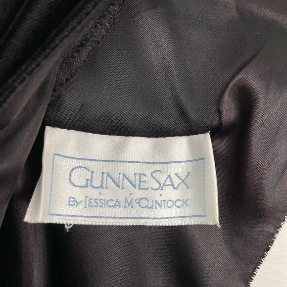 Vintage Gunne Sax Dress Size 5/6 Black Velvet Bodice Gold Lame Victorian Formal - Picture 3 of 13